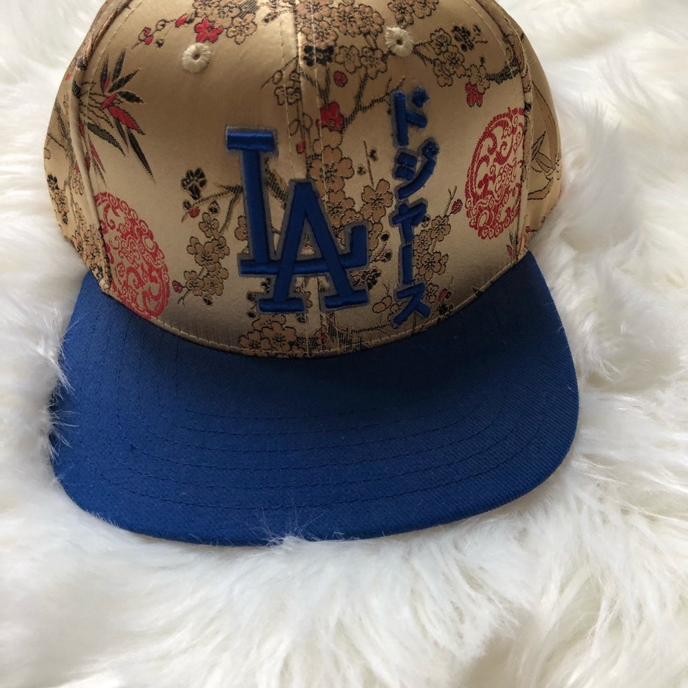 RARE| Dodgers | Baseball Hat - Picture 2 of 7